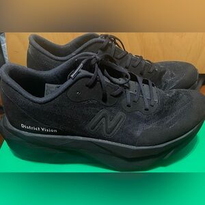 NEW BALANCE and DISTRICT VISION FUELCELL SUPERCOMP ELITE v4 Black Men's 8 medium